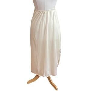 Vintage Vanity Fair Ivory Satin Slip Skirt 11-717, Size XL